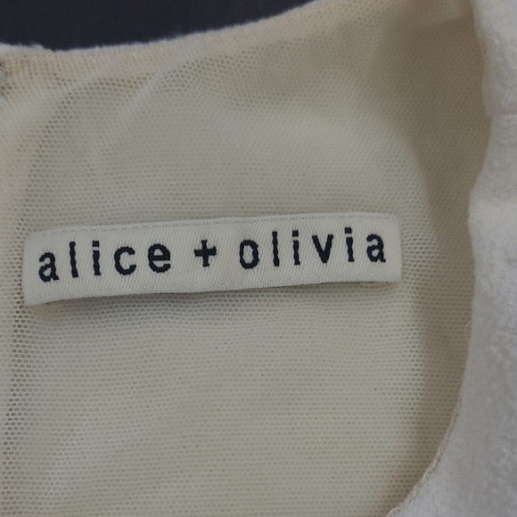 Alice & Olivia CreamElegant Tweed Dress Size XS/S - Picture 8 of 10